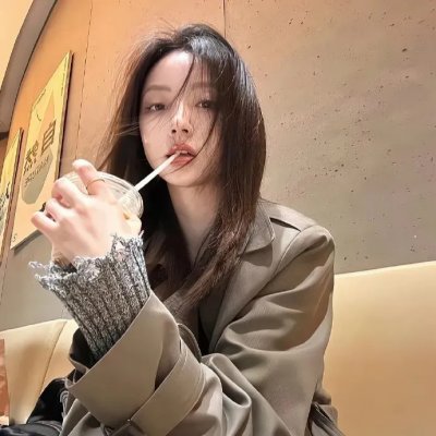 眼里余光都是你